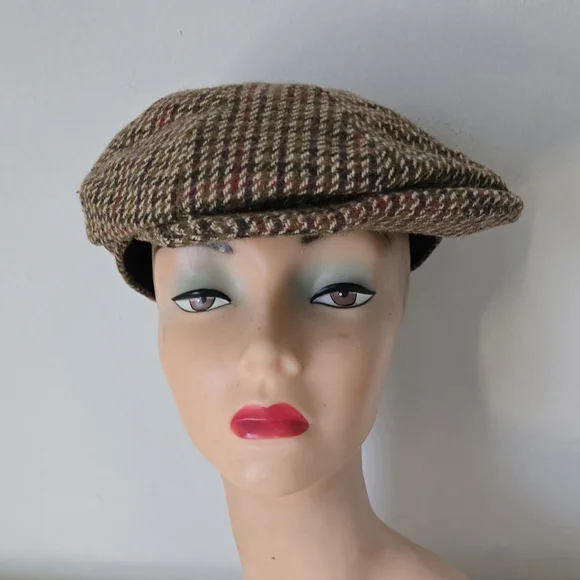 Brown Plaid Newsboy Cap & Brown Sun Glasses Duo - Picture 2 of 13